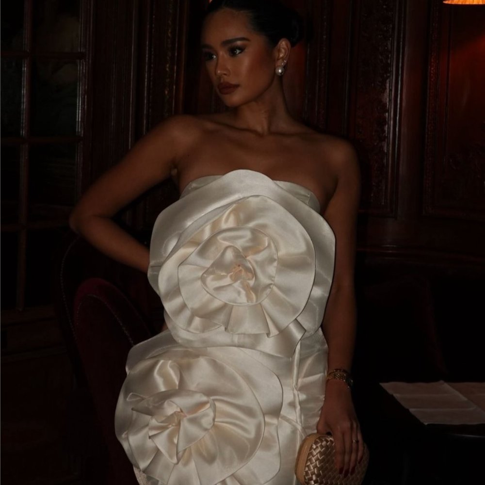 Sierra Darien Voluminous Flower Design Strapless Dress - Ivoire/Ivory S/M, NEW ✨ - Picture 8 of 12
